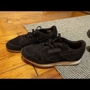 New Balance Sneakers